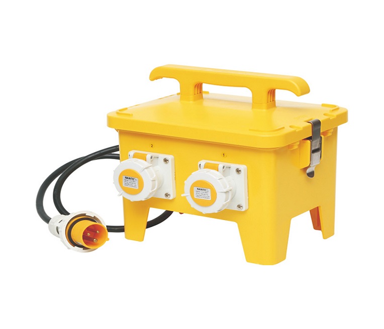 Distribución de energía confiable: explorar las características de la caja de socket industrial